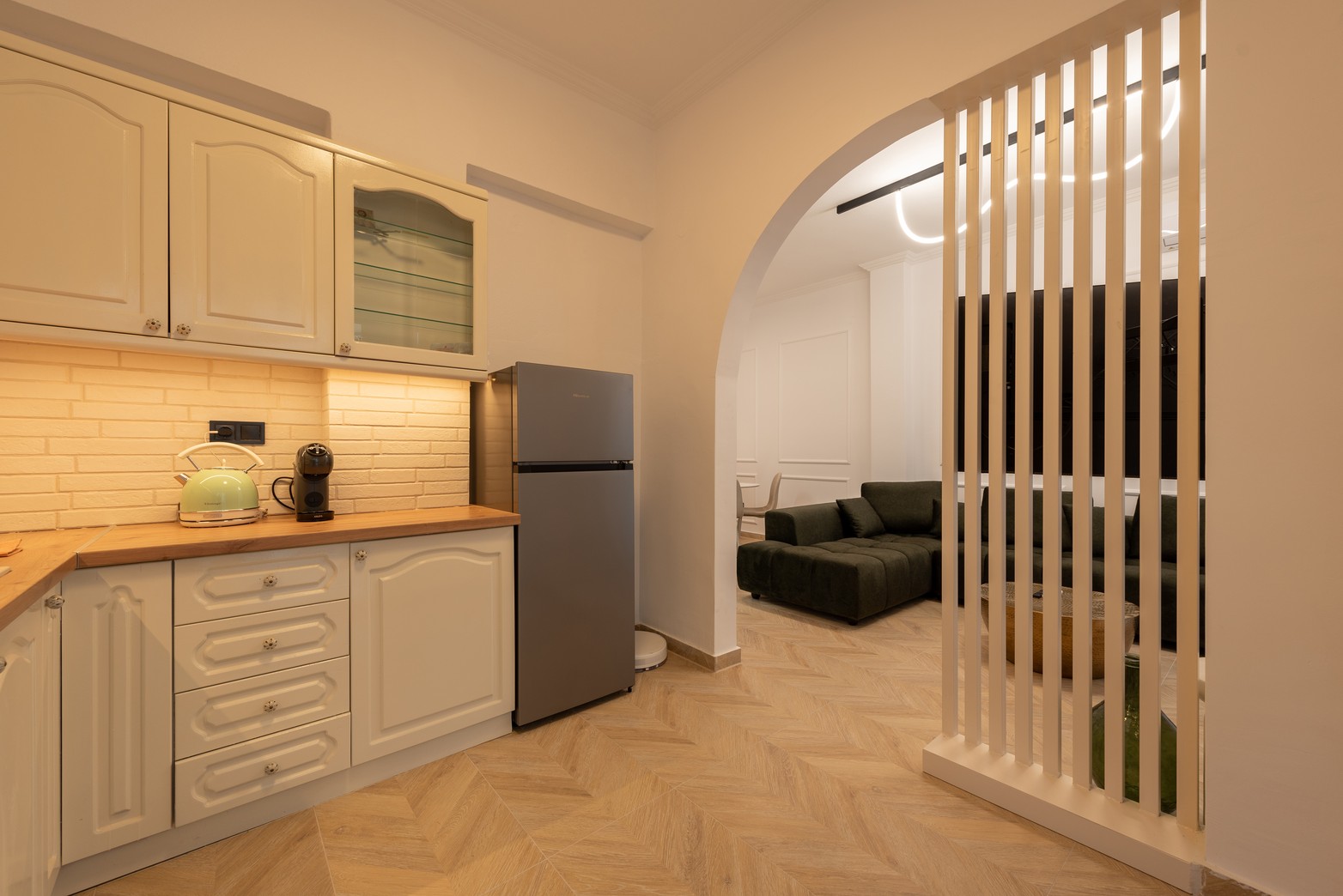 Ανακαινισμένο Διαμέρισμα για Airbnb & Πρόσβαση ΑΜΕΑ • Σέρρες • 17