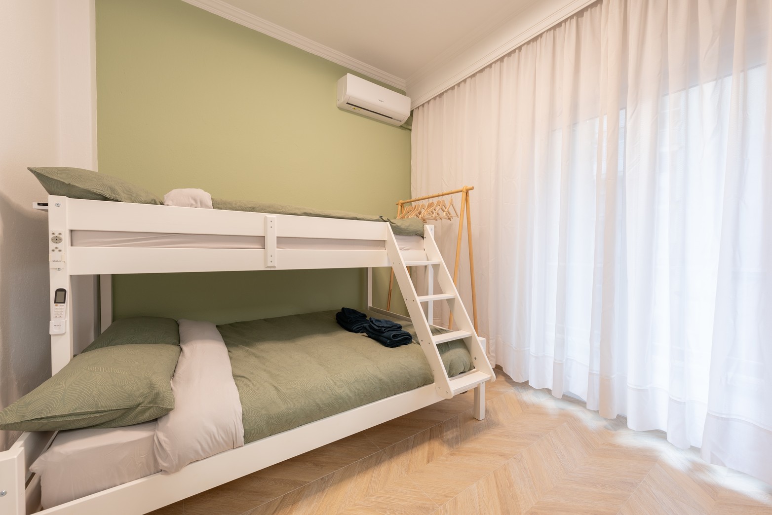 Ανακαινισμένο Διαμέρισμα για Airbnb & Πρόσβαση ΑΜΕΑ • Σέρρες • 34