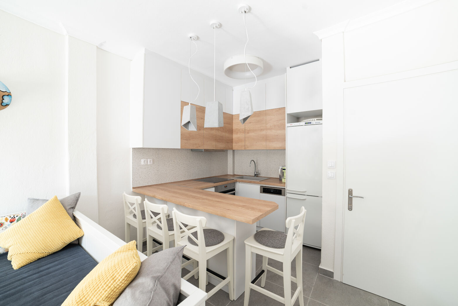 Ανακαίνιση διαμερίσματος • Κάριανη • 9